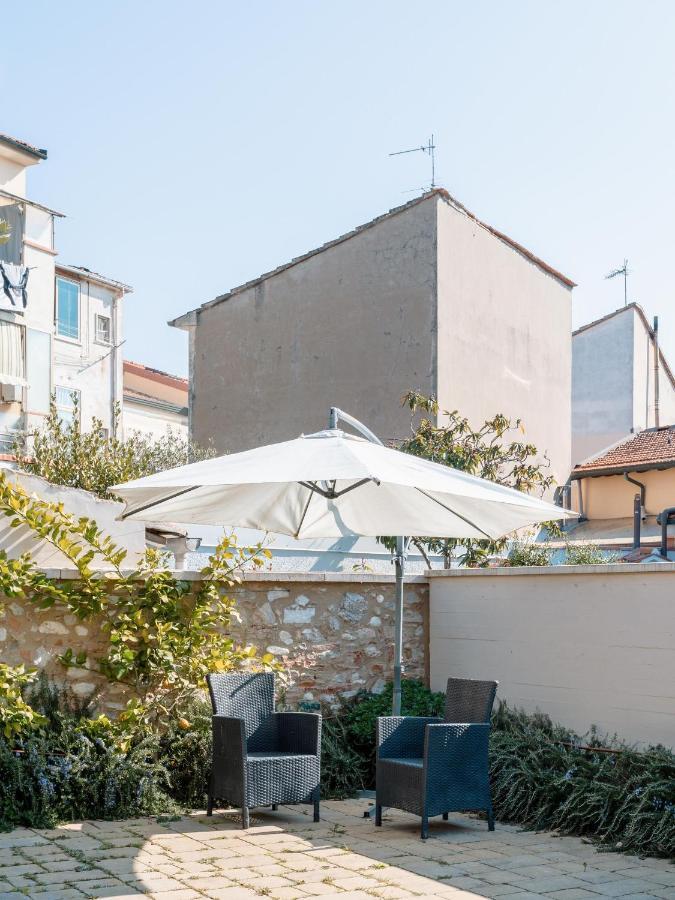 Elegante Villetta Viareggio Esterno foto